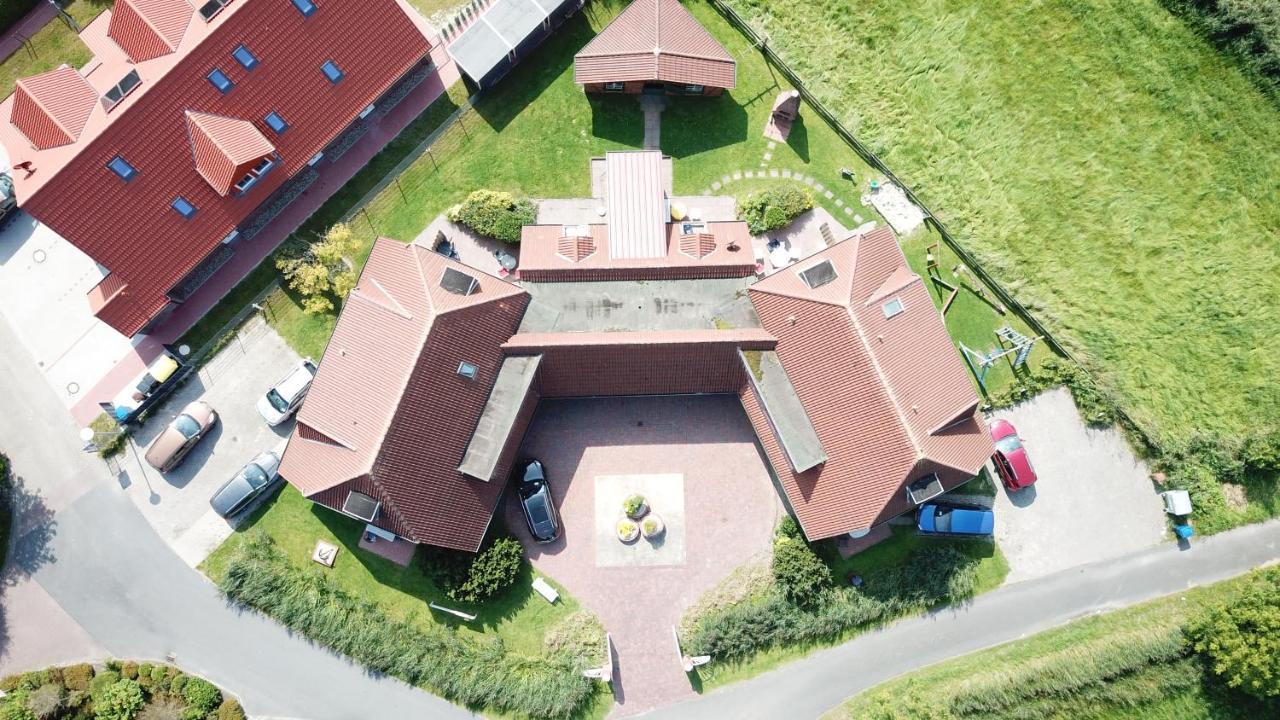 Ferienhaus Wattn Urlaub เบนซาซิเออ ภายนอก รูปภาพ